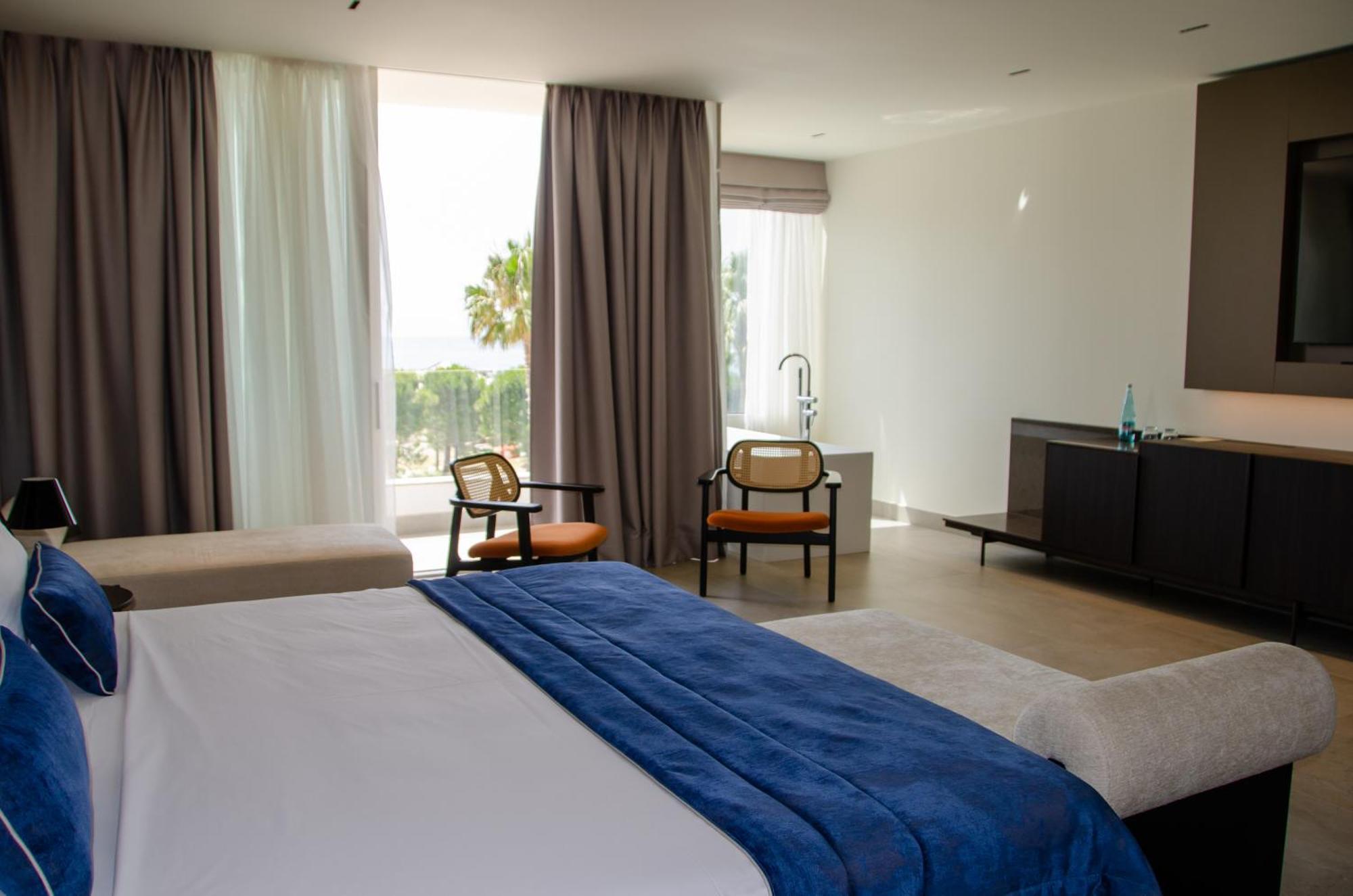 Abi'S Hotel & Spa Vlore Exterior photo