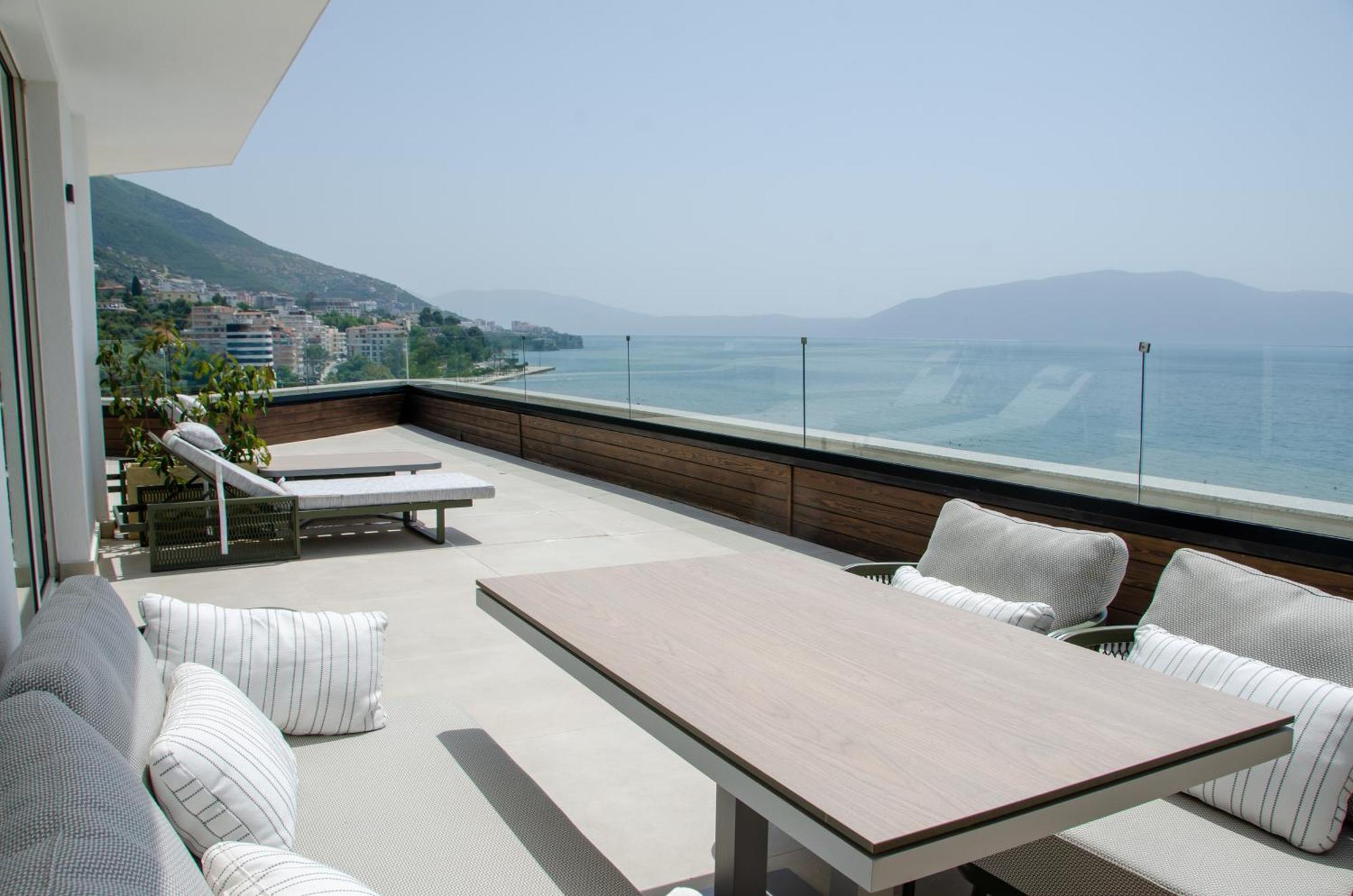 Abi'S Hotel & Spa Vlore Exterior photo