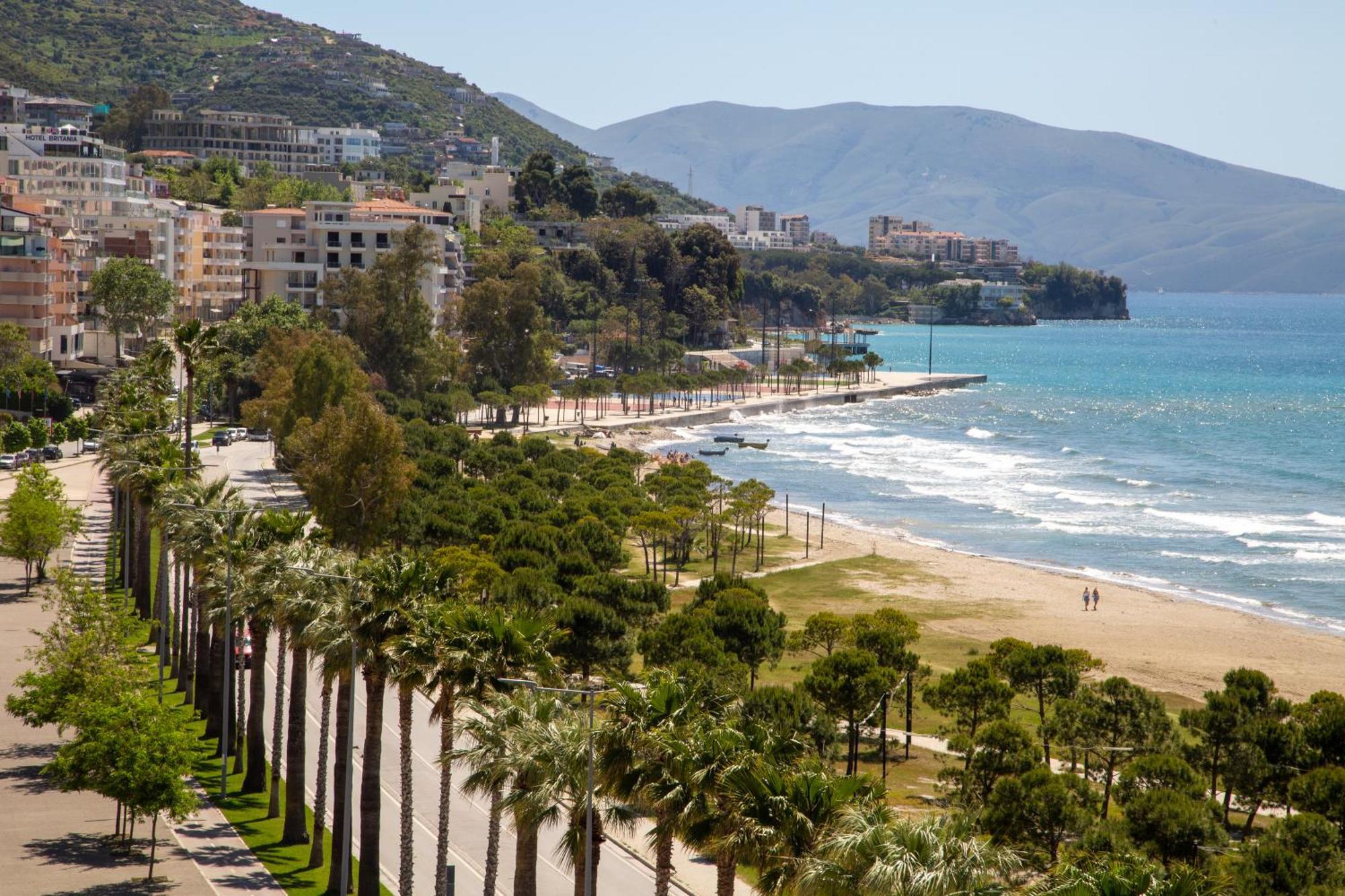 Abi'S Hotel & Spa Vlore Exterior photo